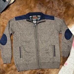 Men's Trail Crest Brown Full-Zip Sweater with Navy Accents
